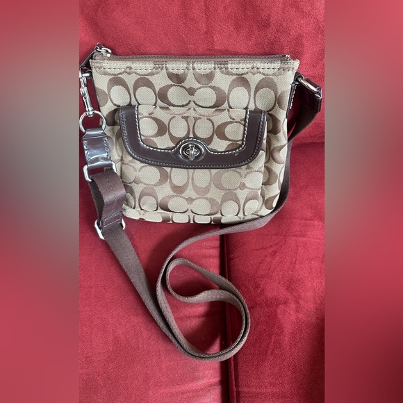 Coach small crossbody bag - Picture 2 of 5